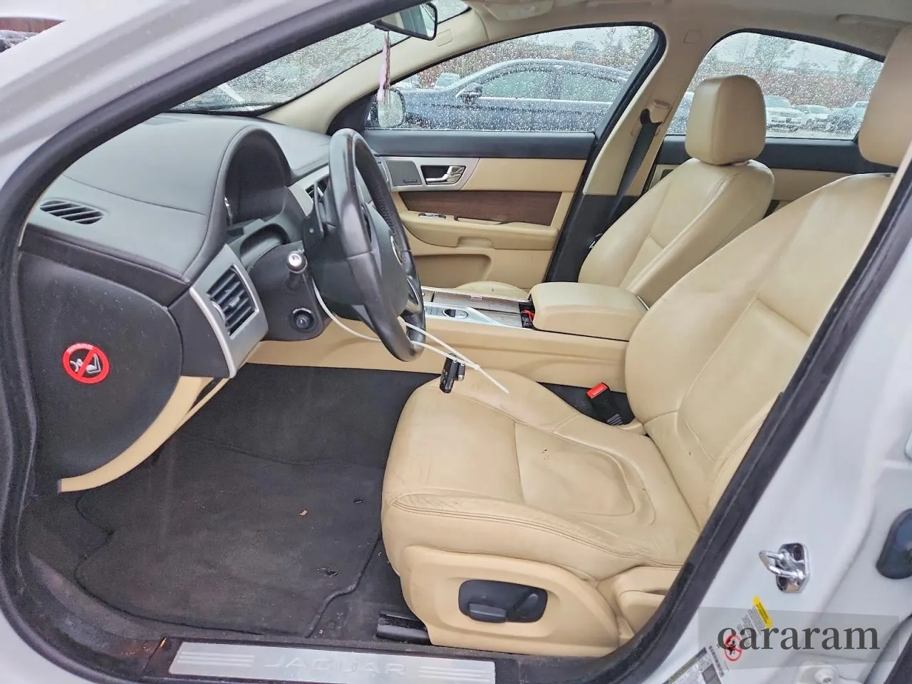 2015 Jaguar XF T Premium