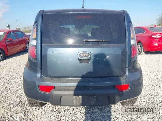 2011 Kia Soul +