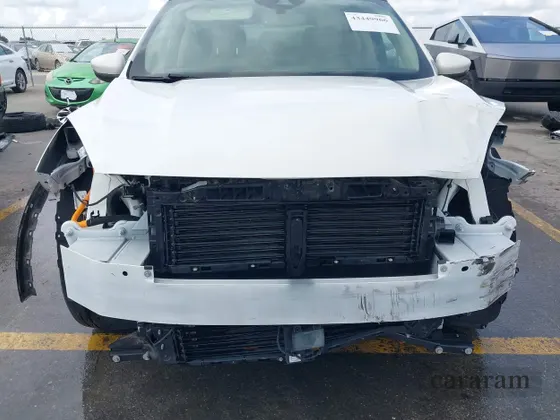 2020 Ford Escape Titanium Hybrid