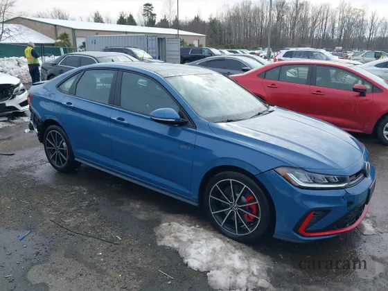 2025 Volkswagen Jetta Autobahn