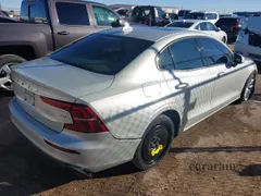 2021 Volvo S60 Momentum