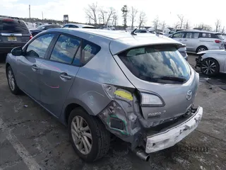 2013 Mazda 3 i Touring