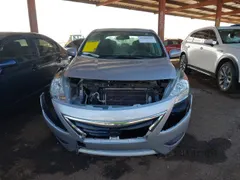 2016 Nissan Versa SV