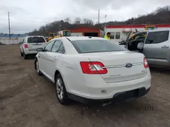 2010 Ford Taurus SEL