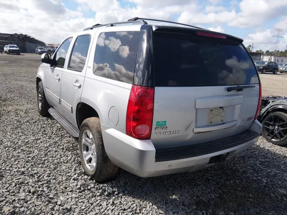 2012 GMC Yukon SLT