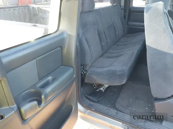 2000 Chevrolet Silverado 1500 LS