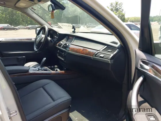 2009 BMW X5 30i