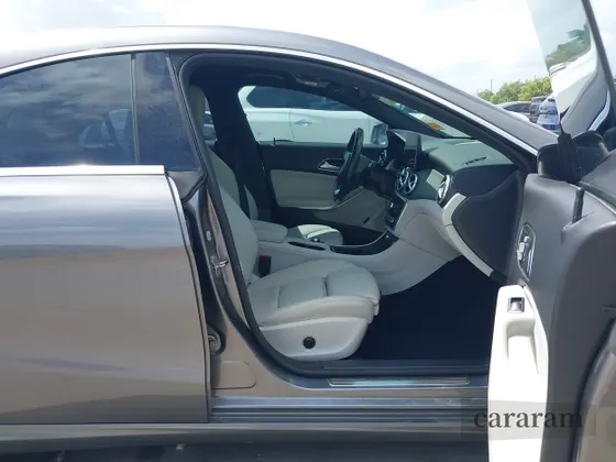 2019 Mercedes-Benz CLA 250