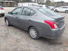 2017 Nissan Versa SV