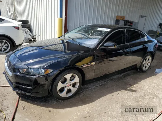 2017 Jaguar XE 25t