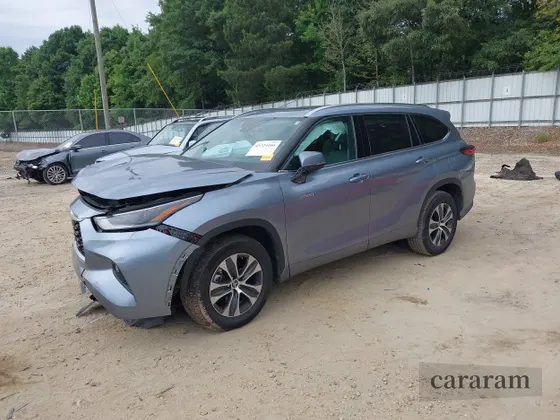 2021 Toyota Highlander Hybrid XLE