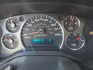 2017 Chevrolet Express Passenger LS