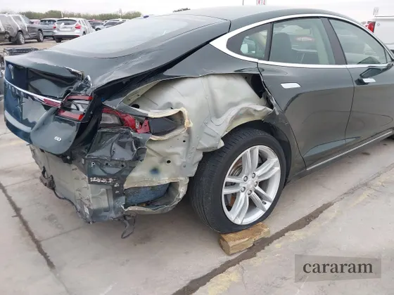 2014 Tesla Model S 60