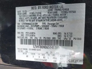 2006 Ford Mustang Standard