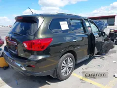 2017 Nissan Pathfinder SV