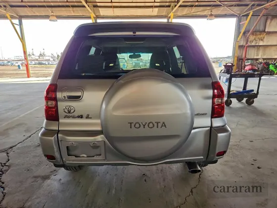 2004 Toyota RAV4