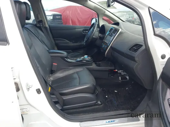 2015 Nissan LEAF S