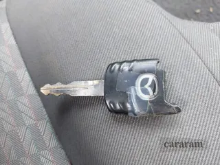 2001 Mazda B-Series SE