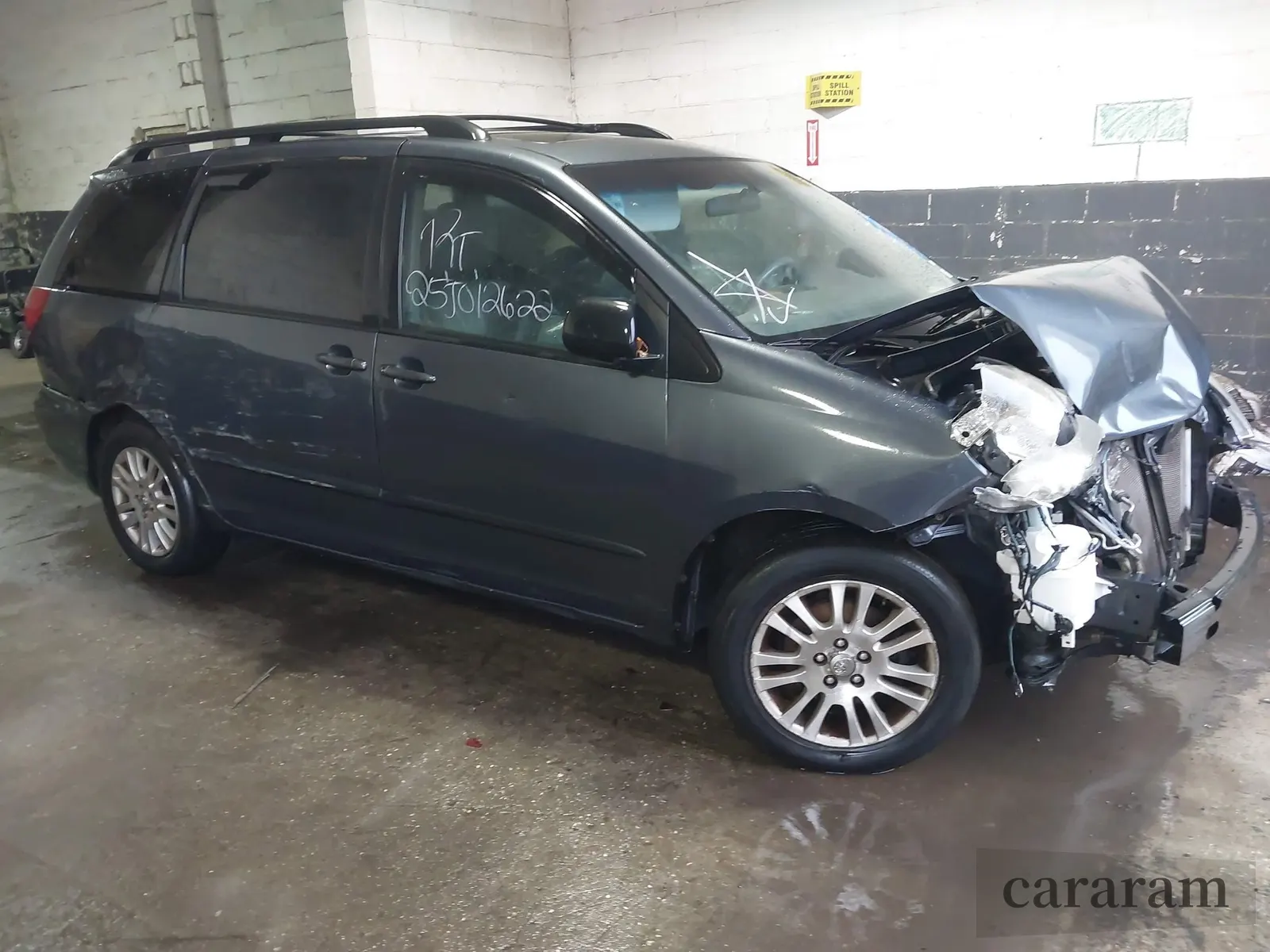 2010 Toyota Sienna XLE
