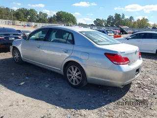 2005 Toyota Avalon XLS