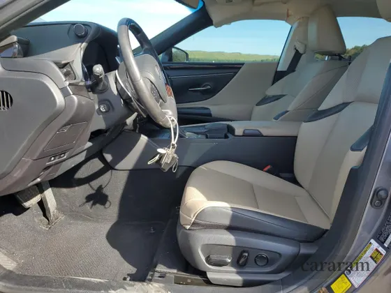 2020 Lexus ES 300h