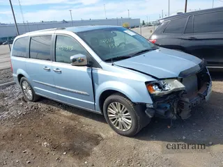 2013 Chrysler Town & Country Limited