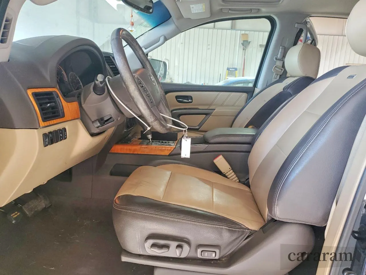 2015 Nissan Armada Platinum
