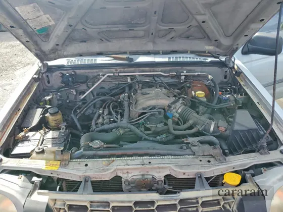2002 Nissan Xterra XE
