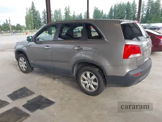 2011 Kia Sorento LX