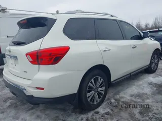 2018 Nissan Pathfinder SL
