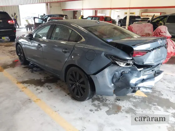 2021 Mazda 6 Carbon Edition
