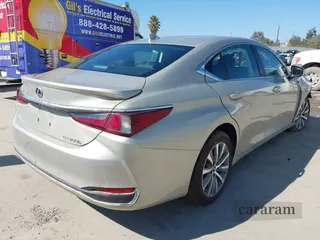 2021 Lexus ES 300h