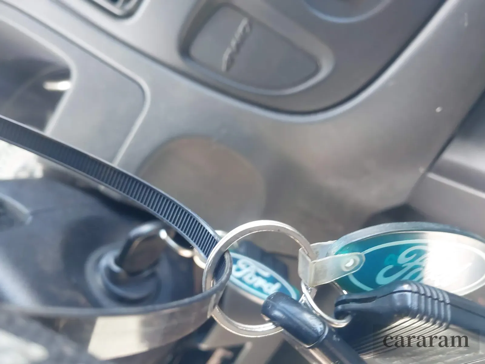 2006 Ford Escape XLS