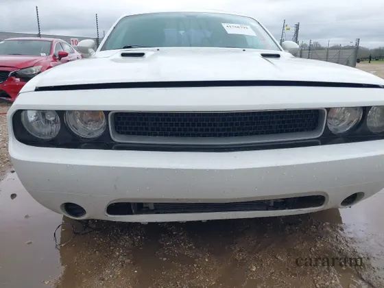 2013 Dodge Challenger SXT