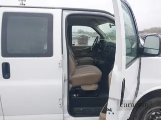 2015 GMC Savana