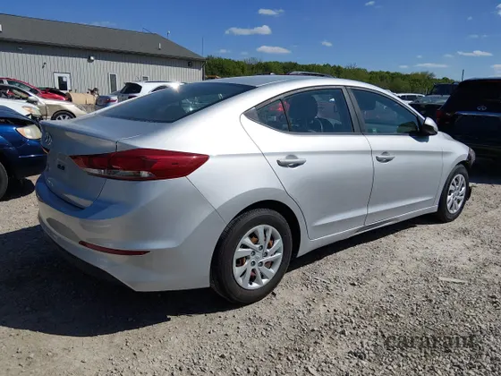 2018 Hyundai Elantra SE
