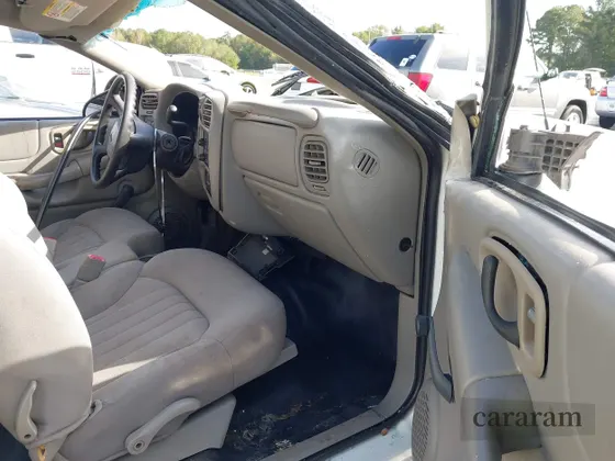 2003 Chevrolet S-10 LS