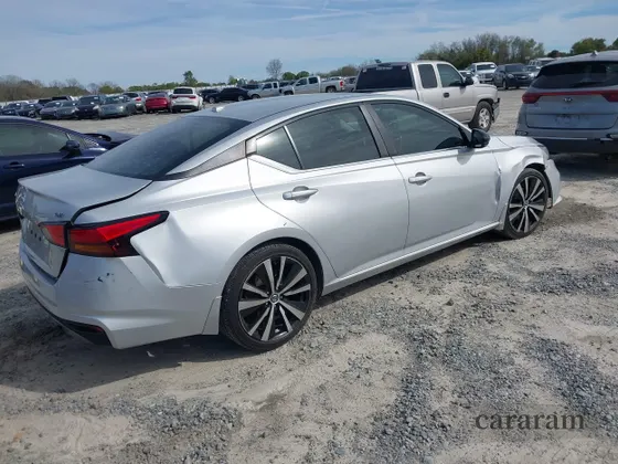 2019 Nissan Altima SR