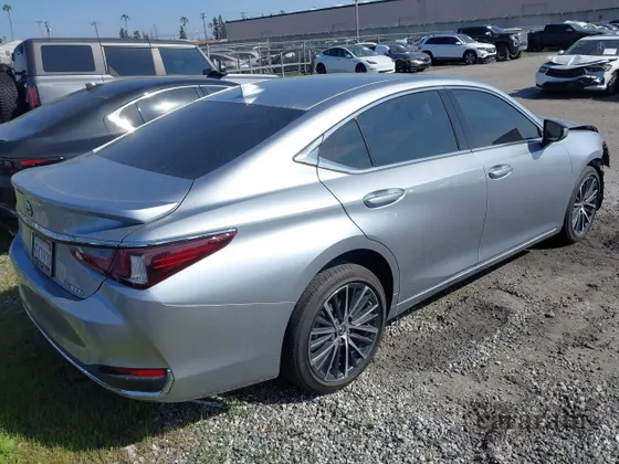 2023 Lexus ES 300h
