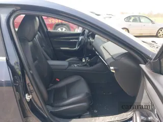 2019 Mazda 3 Premium