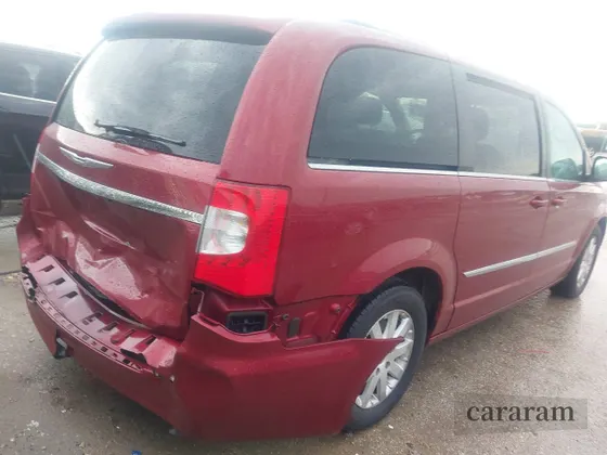 2012 Chrysler Town & Country Touring