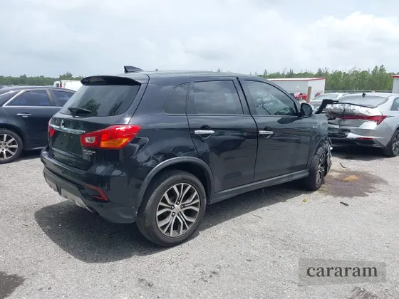 2019 Mitsubishi Outlander ES