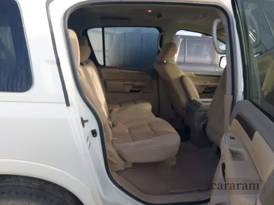 2013 Nissan Armada SV