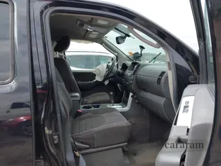 2012 Nissan Pathfinder SV