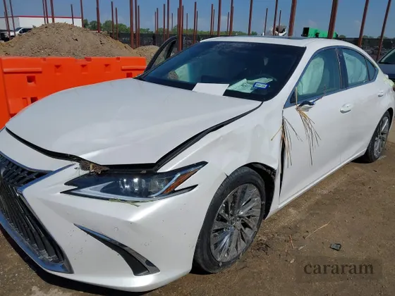 2024 Lexus ES 300h Luxury