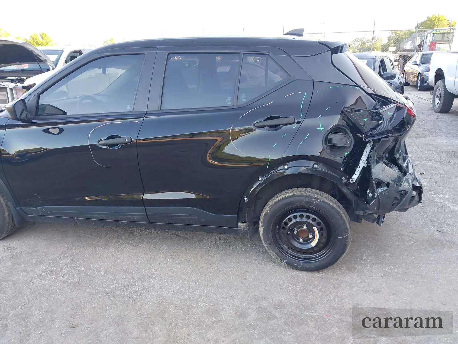 2021 Nissan Kicks S