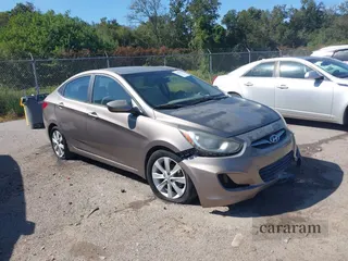 2012 Hyundai Accent GLS