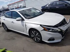 2019 Nissan Altima SV