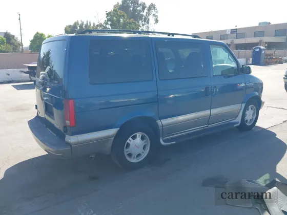 2004 GMC Safari