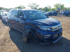 2022 Honda Pilot Touring 7-Passenger